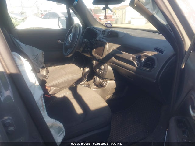 ZACNJDE16NPN96533 Jeep Renegade Altitude