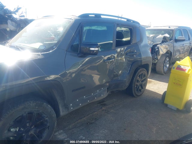 ZACNJDE16NPN96533 Jeep Renegade Altitude