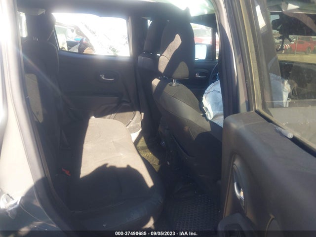 ZACNJDE16NPN96533 Jeep Renegade Altitude