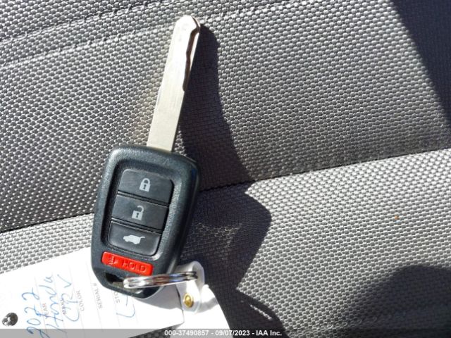 2HKRW2H24NH638771 Honda CR-V LX