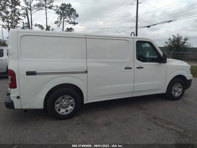 2015 NISSAN NV SV VIN: 1N6AF0KXXFN806238