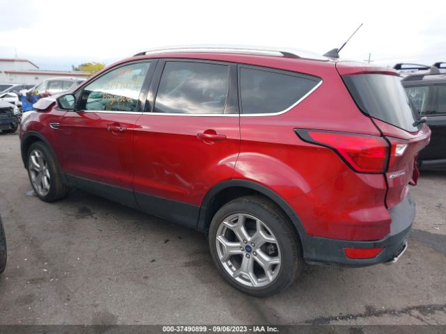 1FMCU9J92KUB77272 Ford Escape Titanium