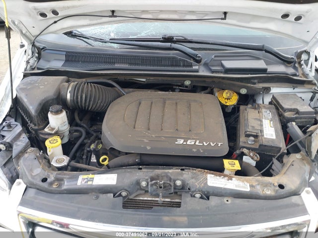 2C4RC1JG5FR699530 Chrysler Town & Country Limited