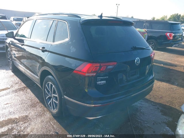 3VV3B7AX4LM067831 Volkswagen Tiguan Se/sel/se R-line Black