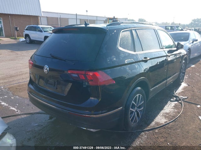 3VV3B7AX4LM067831 Volkswagen Tiguan Se/sel/se R-line Black