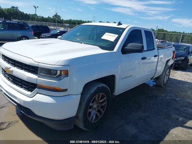Chevrolet Silverado 1500 Custom 2017 1GCRCPEC1HZ331106 Image 2