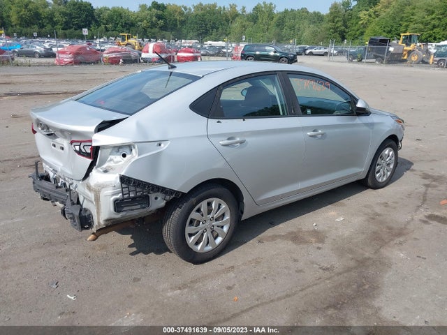 Hyundai ACCENT SE 2018 3KPC24A37JE031357 Image 4