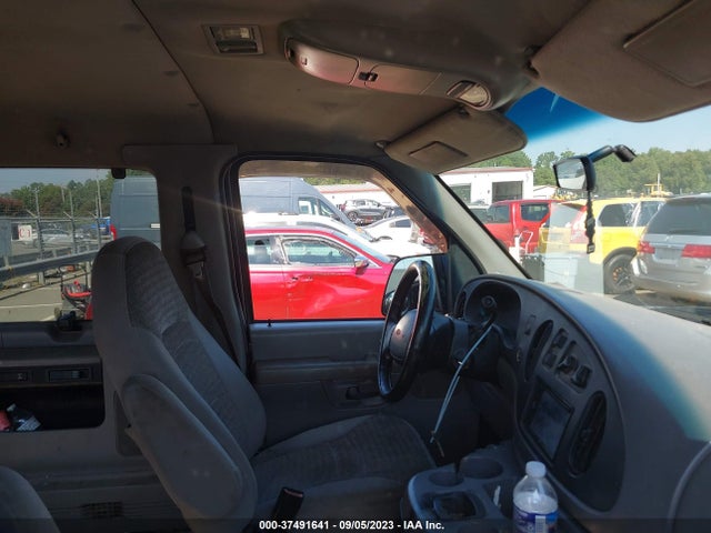2002 FORD ECONOLINE XL/XLT VIN: 1FMRE11L12HA72641