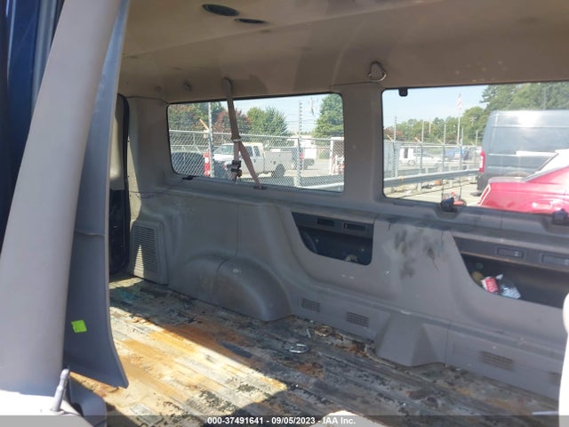 2002 FORD ECONOLINE XL/XLT VIN: 1FMRE11L12HA72641