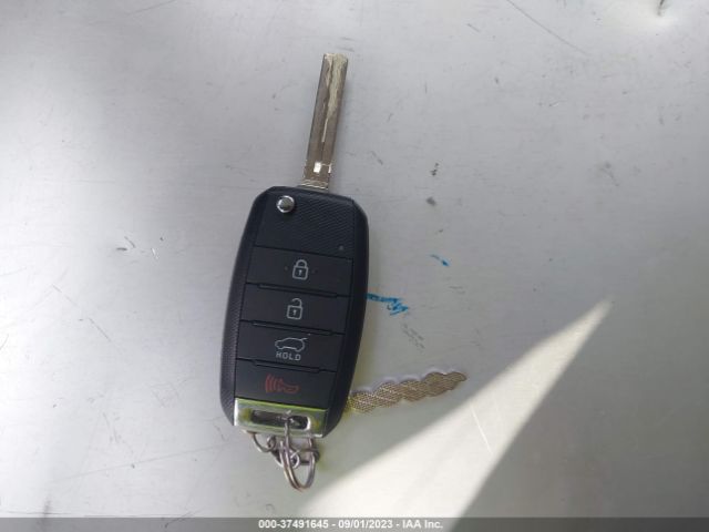 KNDJN2A21E7002792 KIA Soul Base