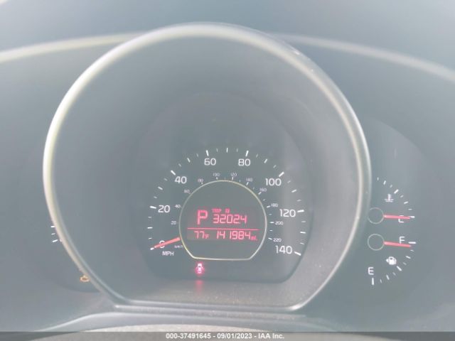 KNDJN2A21E7002792 KIA Soul Base