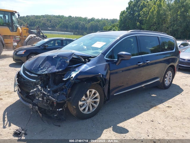 2C4RC1BG2HR519342 Chrysler Pacifica Touring-l