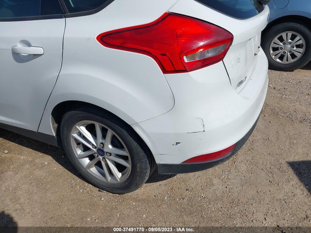 2015 FORD FOCUS SE VIN: 1FADP3K26FL289556