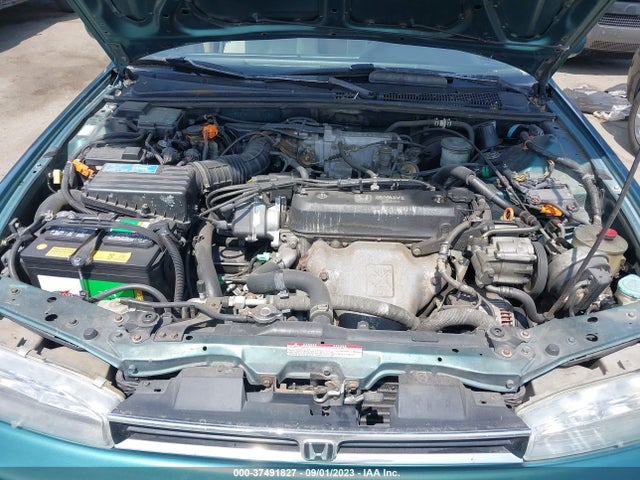 1992 HONDA ACCORD EX VIN: 1HGCB7670NA219080