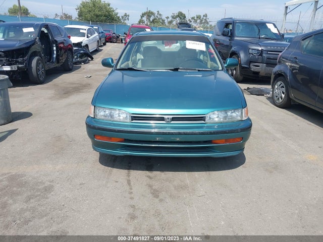 1992 HONDA ACCORD EX VIN: 1HGCB7670NA219080