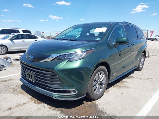Toyota SIENNA XLE 2021 5TDJRKEC2MS060857 Image 2