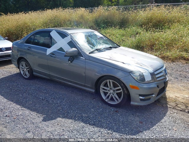 2013 MERCEDES-BENZ C 300 SPORT 4MATIC/LUXURY 4MATIC VIN: WDDGF8AB7DR249978