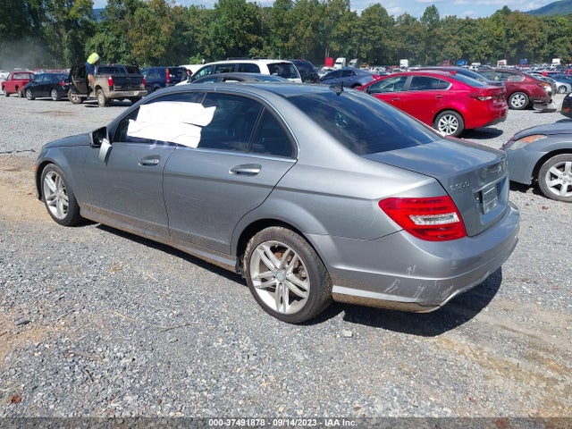 2013 MERCEDES-BENZ C 300 SPORT 4MATIC/LUXURY 4MATIC VIN: WDDGF8AB7DR249978