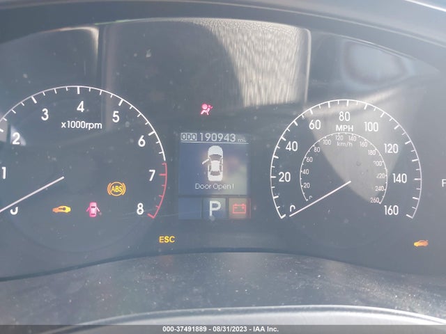 2011 HYUNDAI GENESIS VIN: KMHGC4DE4BU115677