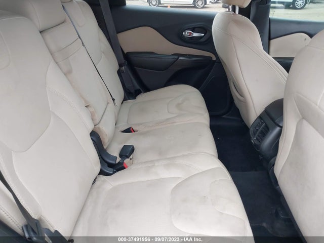 1C4PJMCB4FW510048 Jeep Cherokee Latitude
