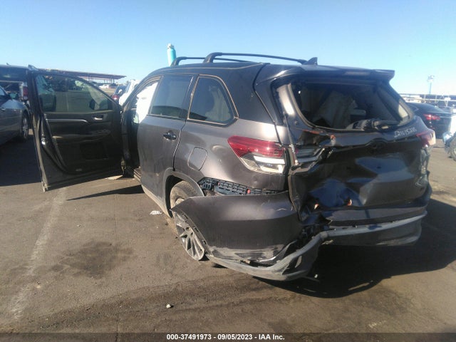 Toyota Highlander Se/xle 2019 5TDKZRFHXKS324492 Image 3