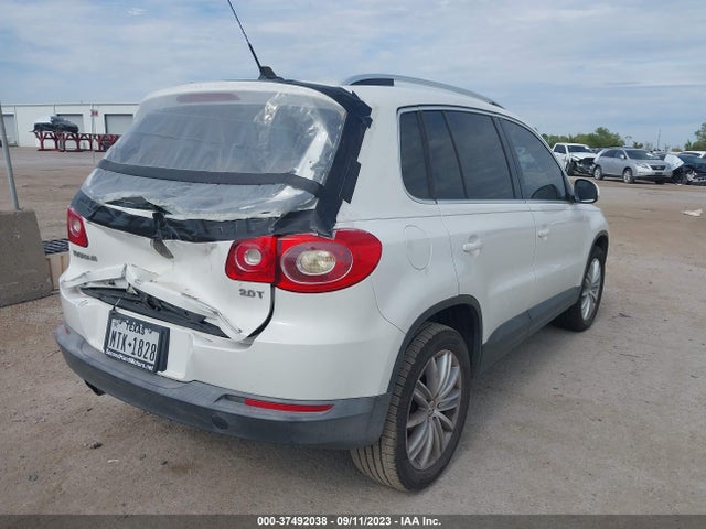 2010 VOLKSWAGEN TIGUAN SEL VIN: WVGAV7AX0AW510109