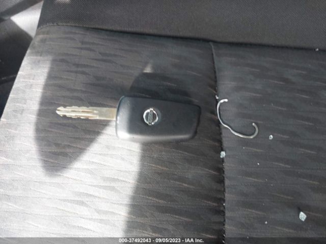 JN8AT2MT6HW390580 Nissan ROGUE S