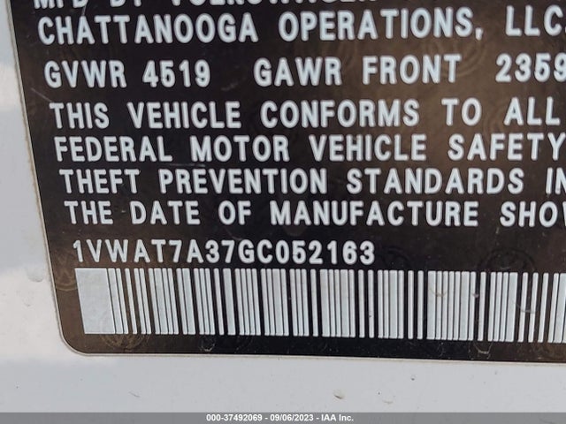 1VWAT7A37GC052163 Volkswagen Passat 1.8t S