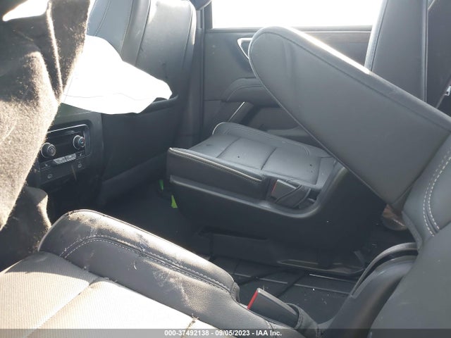 Chevrolet Suburban Premier 2023 1GNSCFKD3PR234455 Image 8