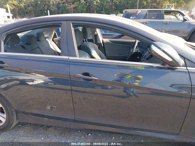 37492160 :رقم المزاد ، 5NPEB4AC4EH882252 vin ، 2014 Hyundai Sonata Gls مزاد بيع