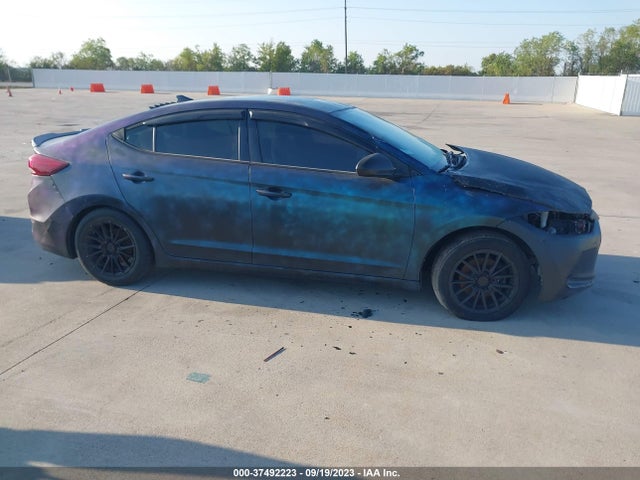 Hyundai ELANTRA SEL 2018 5NPD84LF8JH253640 Image 5