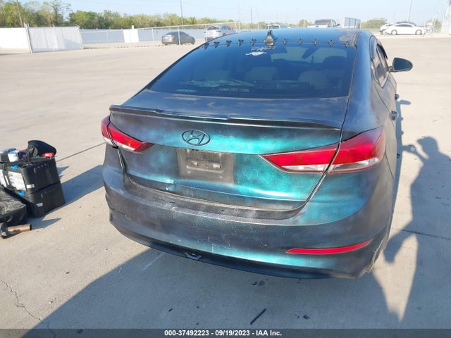 Hyundai ELANTRA SEL 2018 5NPD84LF8JH253640 Image 8