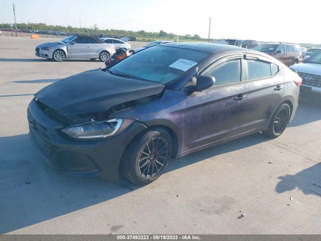 Hyundai ELANTRA SEL 2018 5NPD84LF8JH253640 Image 2