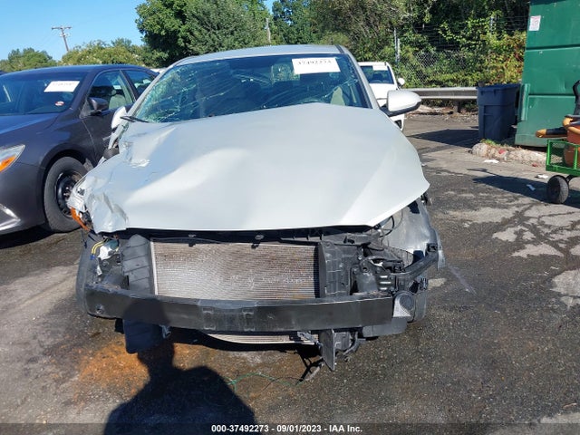 2017 HYUNDAI ELANTRA SE VIN: KMHD84LF4HU402279