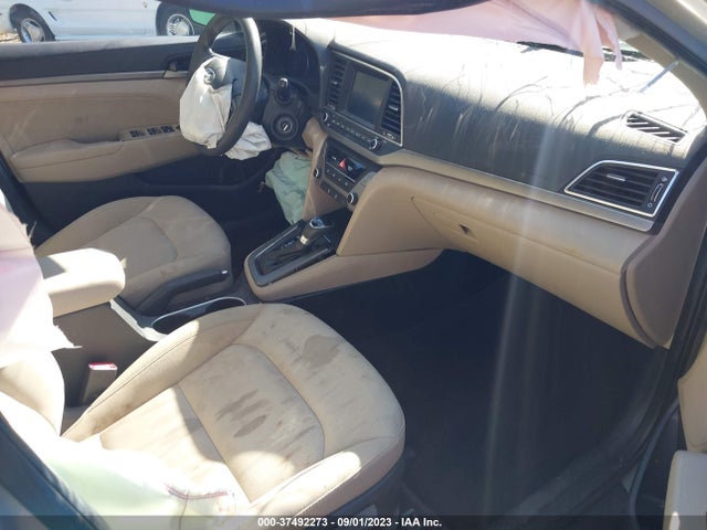 2017 HYUNDAI ELANTRA SE VIN: KMHD84LF4HU402279