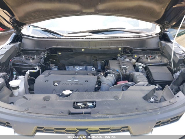 JA4APUAUXNU019528 Mitsubishi Outlander Sport Es/le/s/be