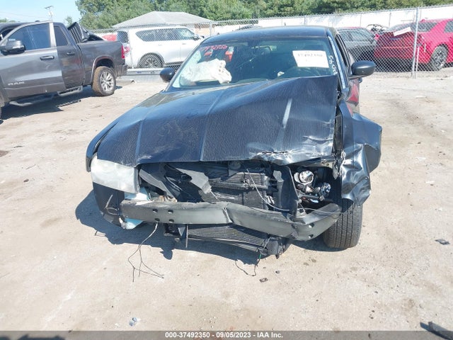 2008 CHRYSLER 300 LX VIN: 2C3LA43R48H100562