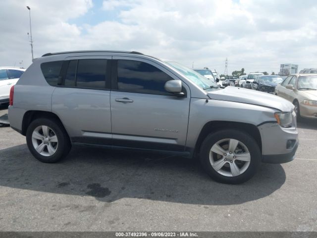 1C4NJCEA7GD633149 Jeep Compass Latitude