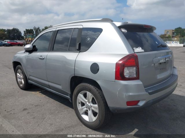 1C4NJCEA7GD633149 Jeep Compass Latitude