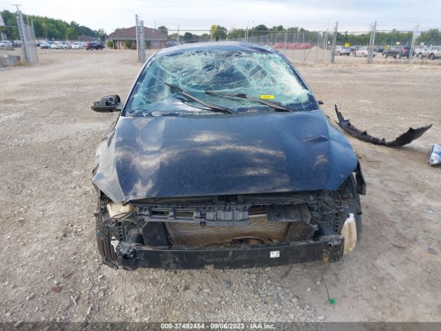 3KPF24ADXME365828 KIA Forte Lxs