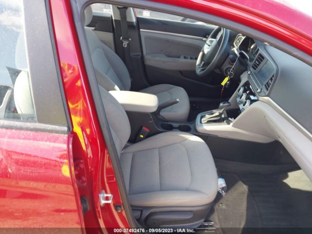 2019 HYUNDAI ELANTRA KMHD84LF3KU737184 Photo 4