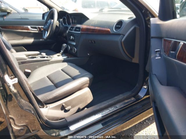 WDDGF8AB9EG176738 Mercedes-Benz C-class C 300