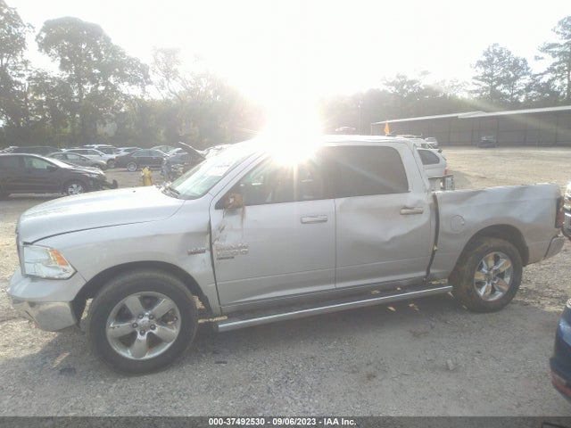 1C6RR6LT3KS563628 RAM 1500 Classic Big Horn