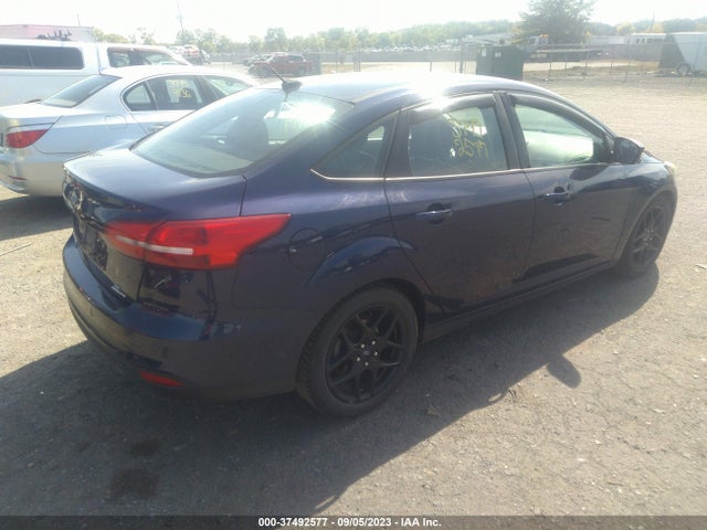2016 FORD FOCUS SE VIN: 1FADP3F24GL324266
