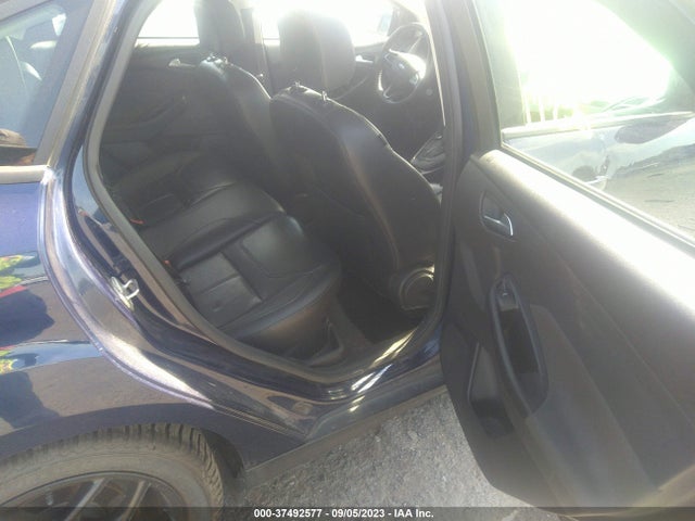 2016 FORD FOCUS SE VIN: 1FADP3F24GL324266