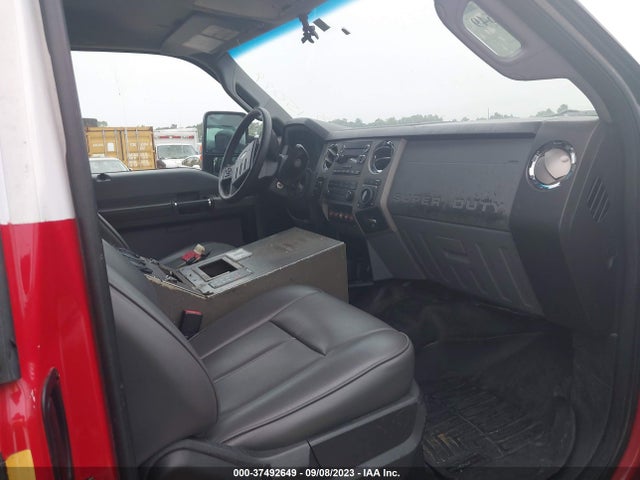 2015 Ford F-450, VIN: 1FD0X4GT6FEC39126