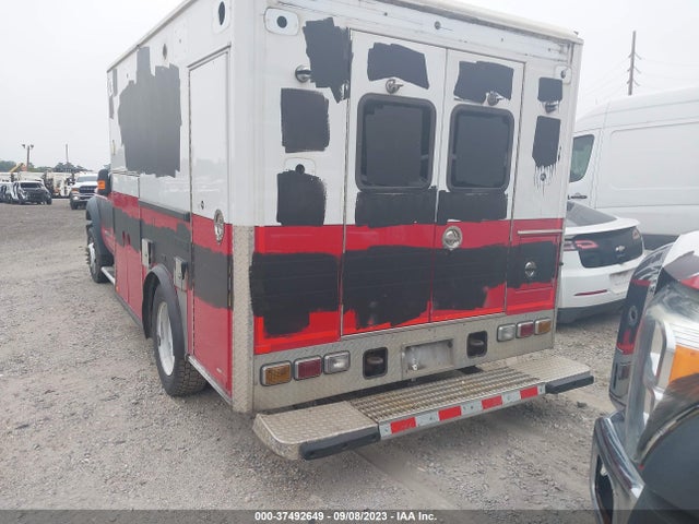 2015 Ford F-450, VIN: 1FD0X4GT6FEC39126