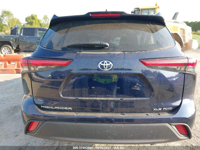 Toyota Highlander Xle 2021 5TDGZRBH6MS533047 Image 16