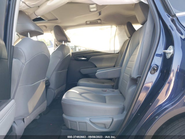 Toyota Highlander Xle 2021 5TDGZRBH6MS533047 Image 8