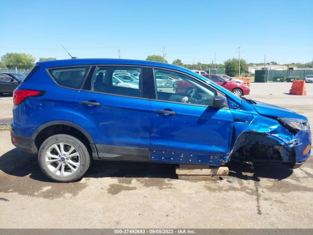 1FMCU0F7XKUB59427 Ford ESCAPE S